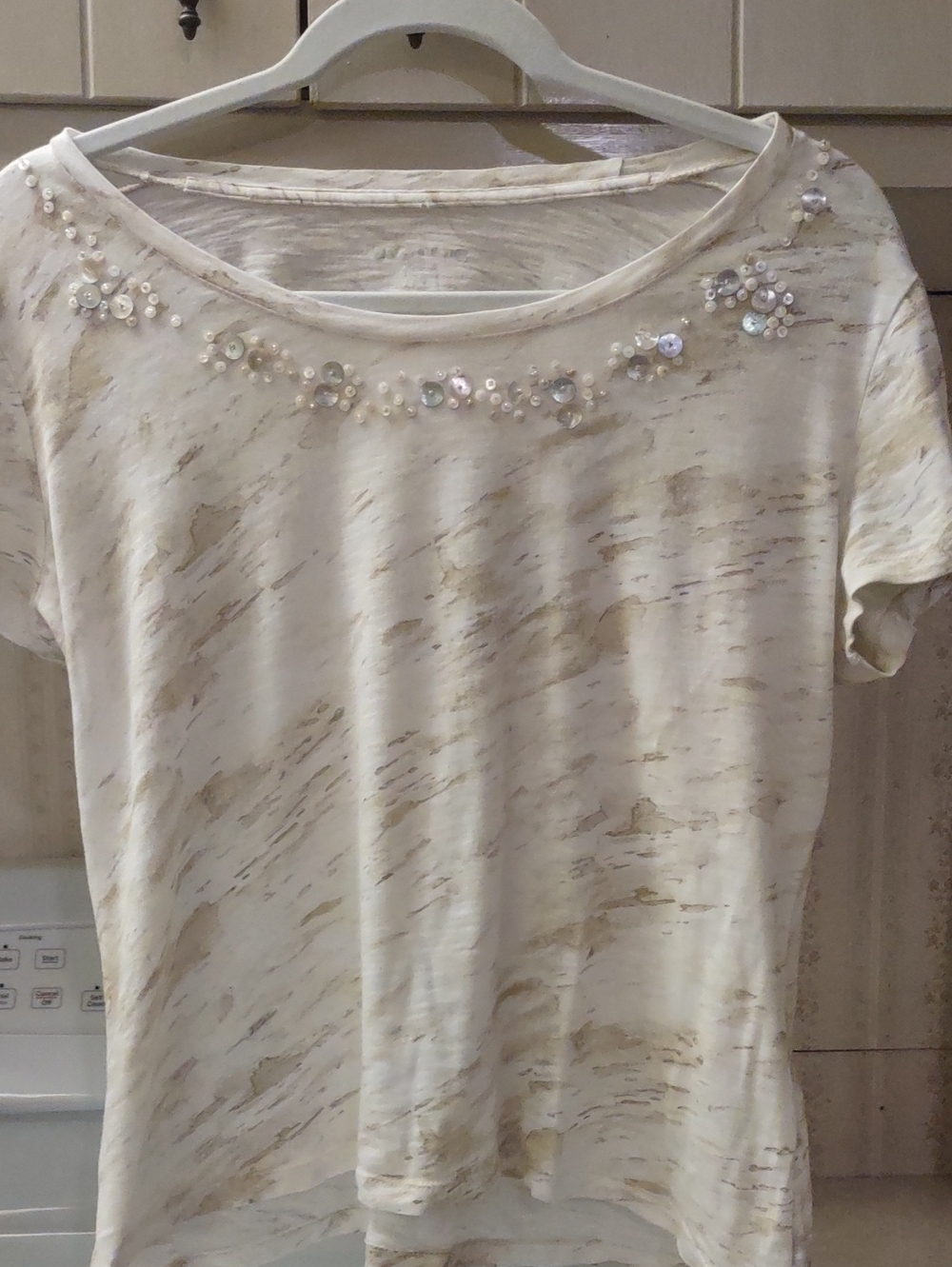 ARCHITECT Embellished Cream Short Sleeve Top with Sequin Accents. Petite Large